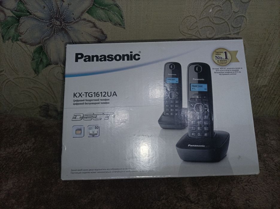Продается Домашние Телефон, В комплекте 2 пары  Panasonic
