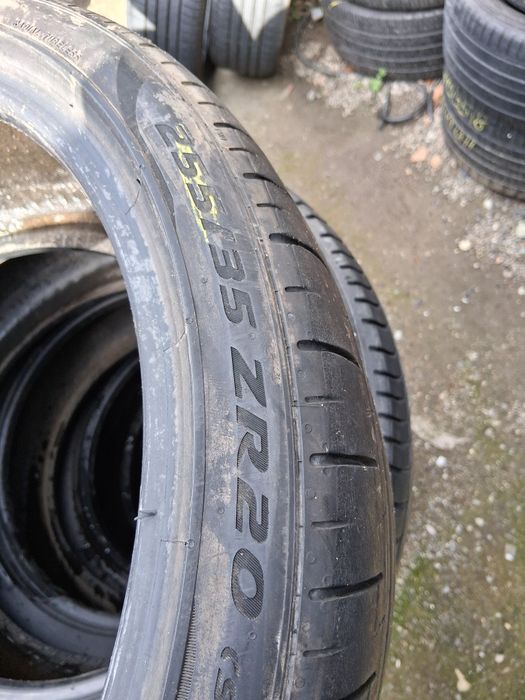 255 35 20 PIRELLI  2бр летни дот 2020г