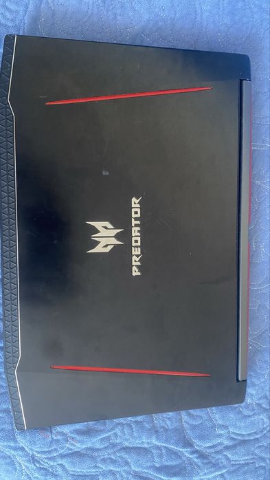 Игровой ноутбук Acer Helios