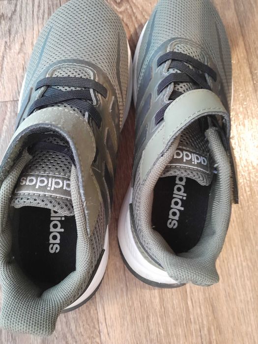 Детски маратонки Адидас размер 33