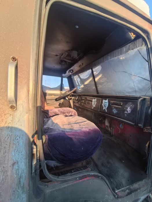 Трехмостовый камаз