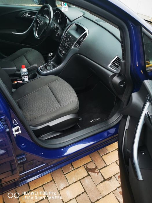 Opel Astra Sport 2014 Unic proprietar. Pregatit iarna.