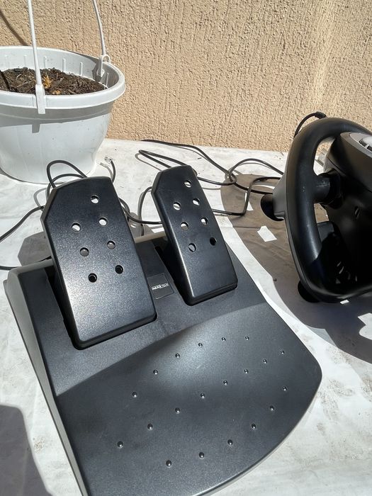 MaxxTech Kit volan Pro Racing + pedale