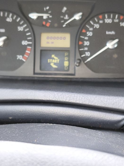 Vând Vel Satis automat