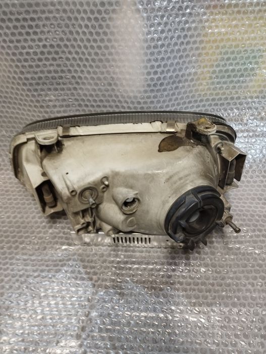 Фара правая RAV 4