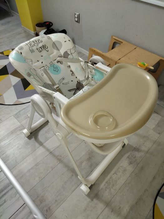 Столче за хранене