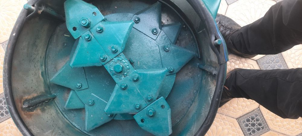 Тежамкор драбилкалари маховик