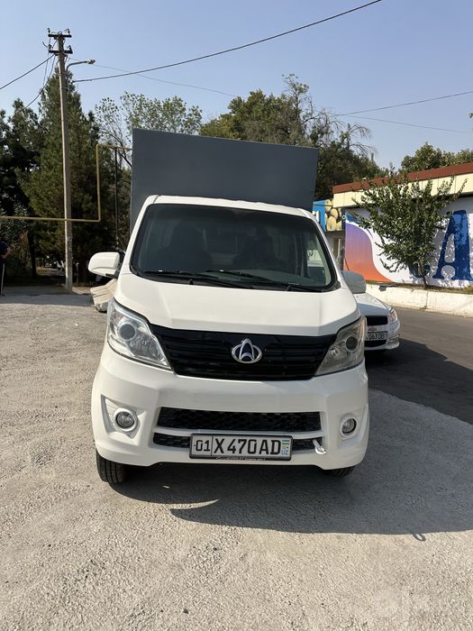 Машина changan sotiladi