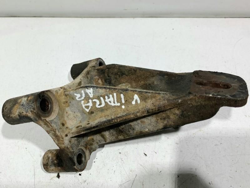 Suport motor dreapta Suzuki Grand Vitara 2 1.9 DDIS F9Q euro 4