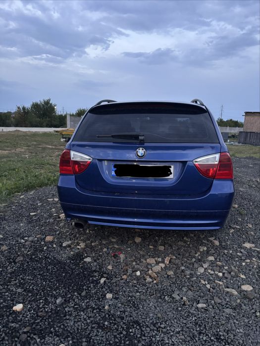 Vand bmw seria 3 fiscal pe loc sau schimb