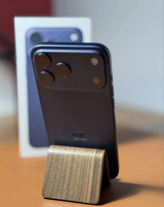  iPhone 17 PRO 256 GB • DEEP BLUE