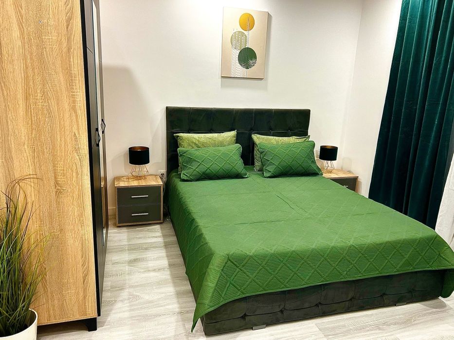 Proprietar închiriez Studio 2 camere Cosmopolis