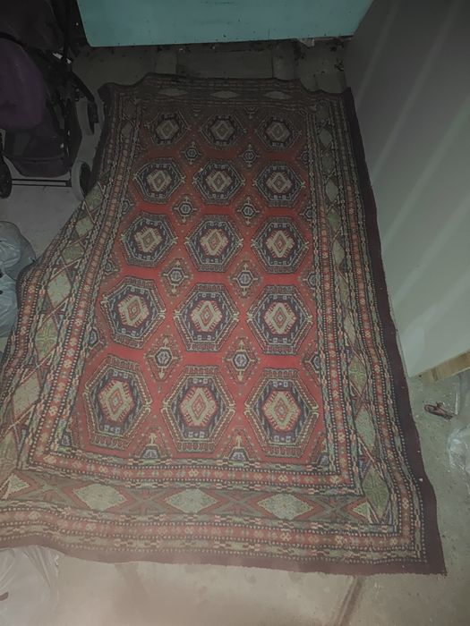 Gilam sotiladi yangidek juda sifatli