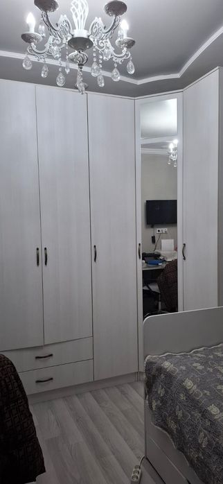 Продам шифонер угловой