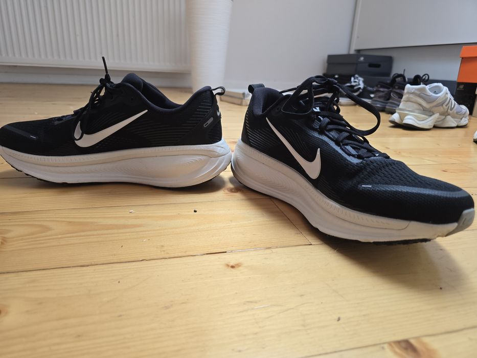 Nike Vomero 18 marimea 44,5