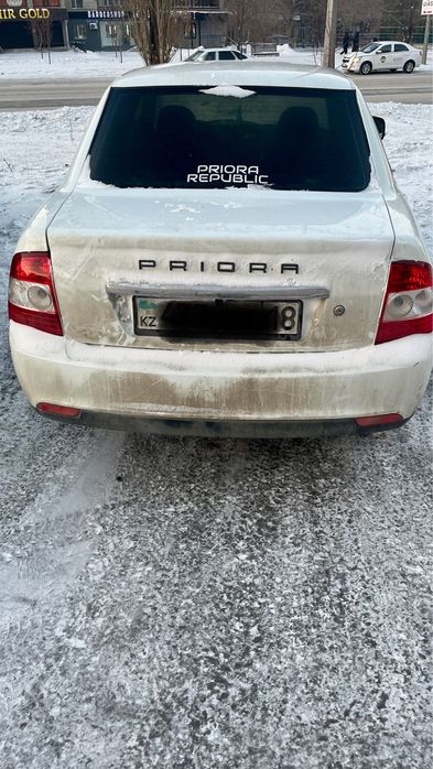 Продам приору: 2014 года,