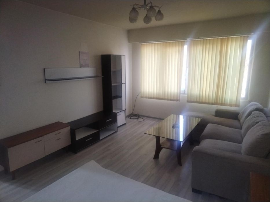 Продава се Двустаен апартамент в Варна, Възраждане 1 - 40 кв.м за 708 €/кв.м - Снимка #1