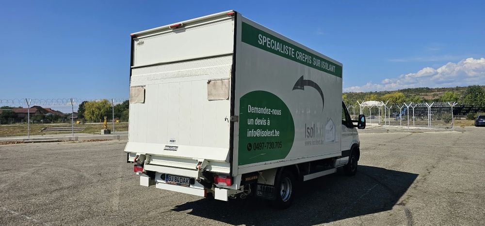 Iveco Daily 50C17 – Detarat de fabrică, An 2013, Trapă spate funcțională