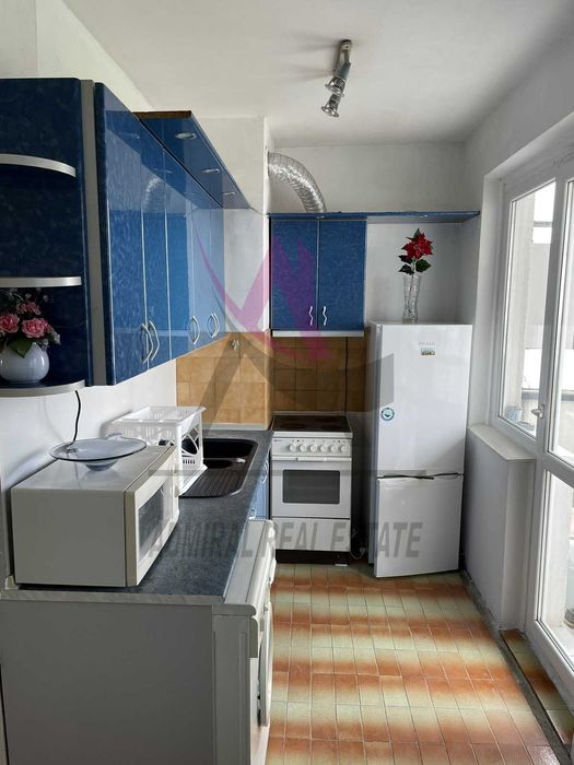 Дава се под наем Четиристаен апартамент в Варна, Базар Левски - 105 кв.м за 409 € - Снимка #1