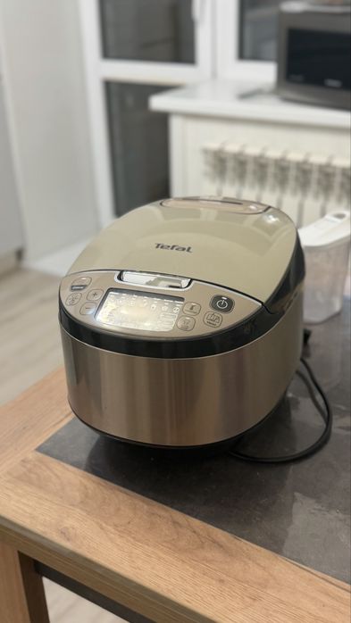 Продам мультиварку