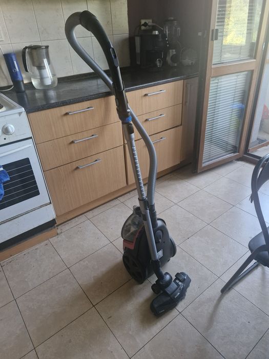 Прахосмукачка Philips PowerPro Compact PowerCyclone  5