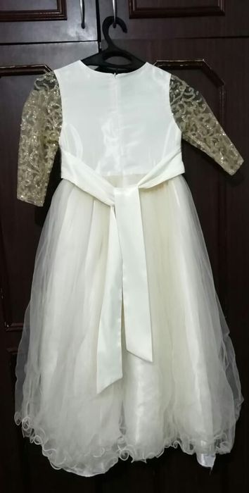 Платье на девочку