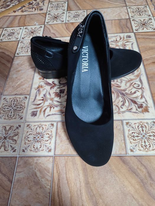 Туфли женские - новые