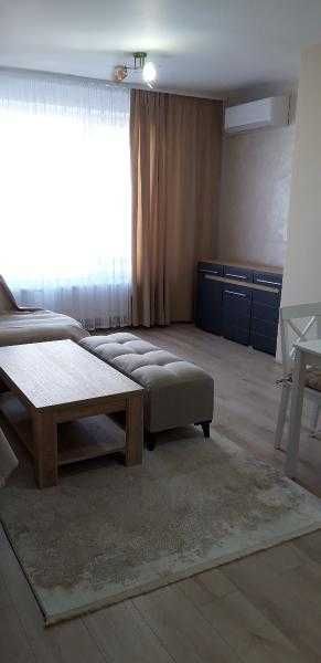 Дава се под наем Двустаен апартамент в София, Дружба 2 - 76 кв.м за 700 € - Снимка #3