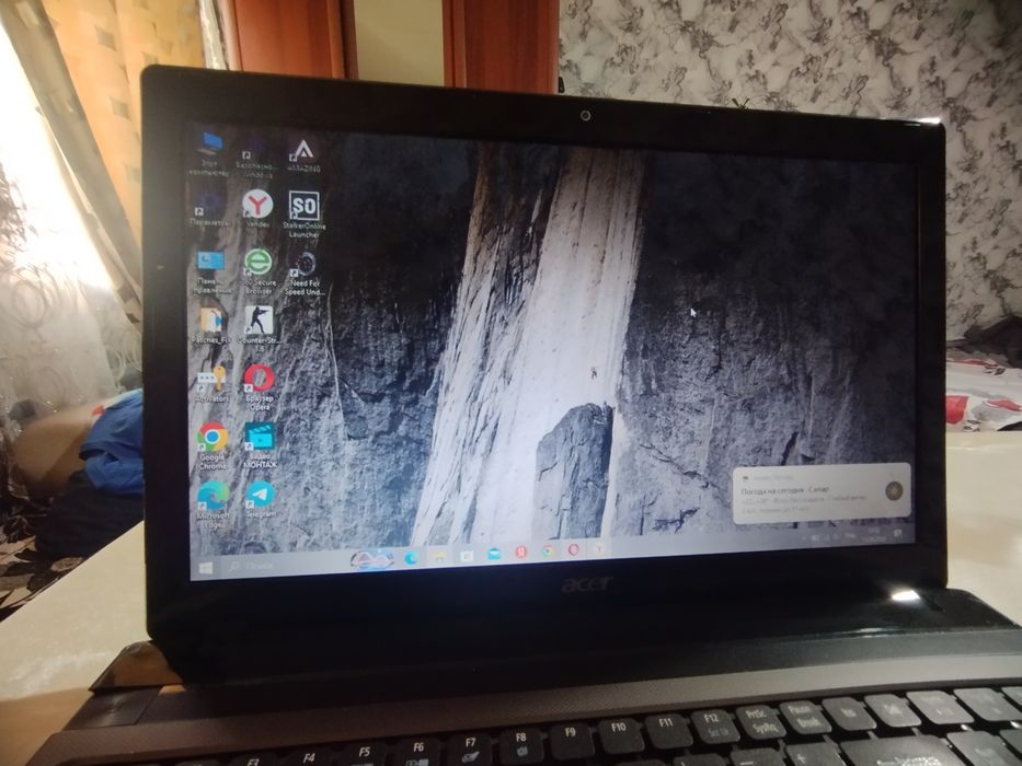 Ноутбук Aser core i 5