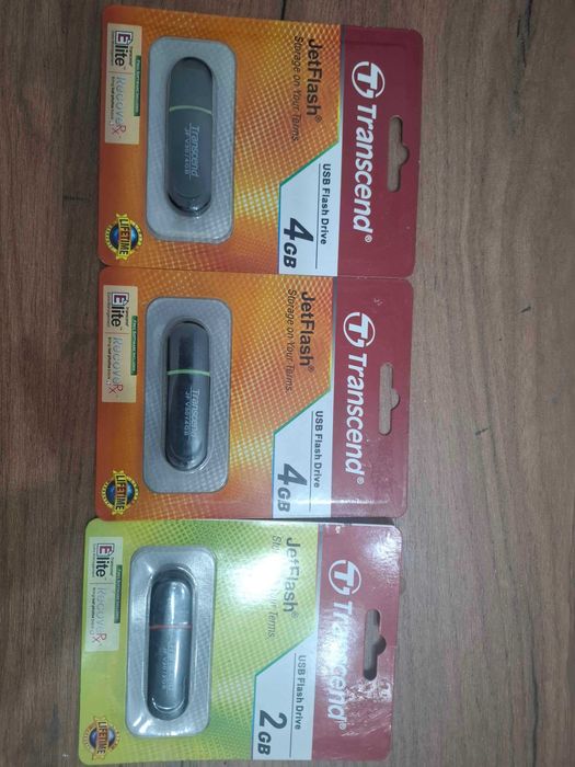 USB Флешки Transcend 4GB / 2GB (Новые, в упаковке)