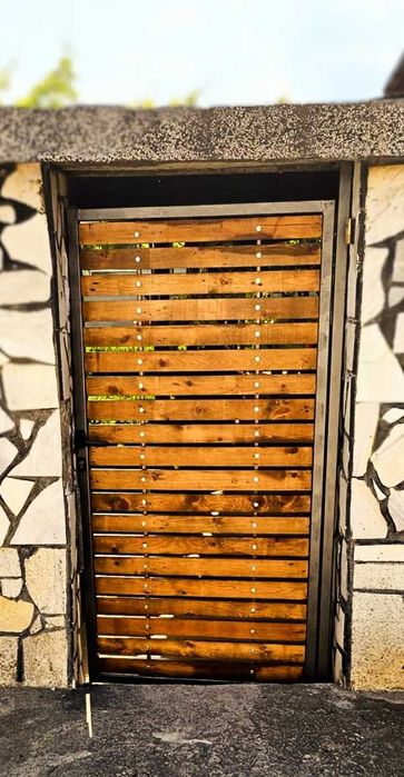 Входна Дървена Врата