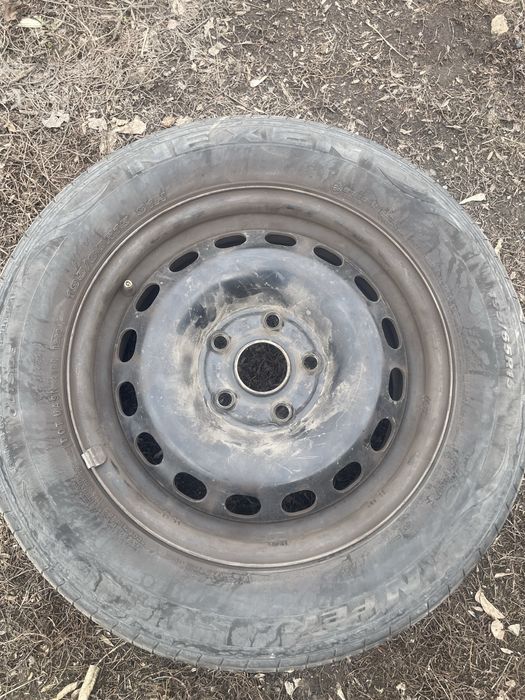 Продам диски с резиной