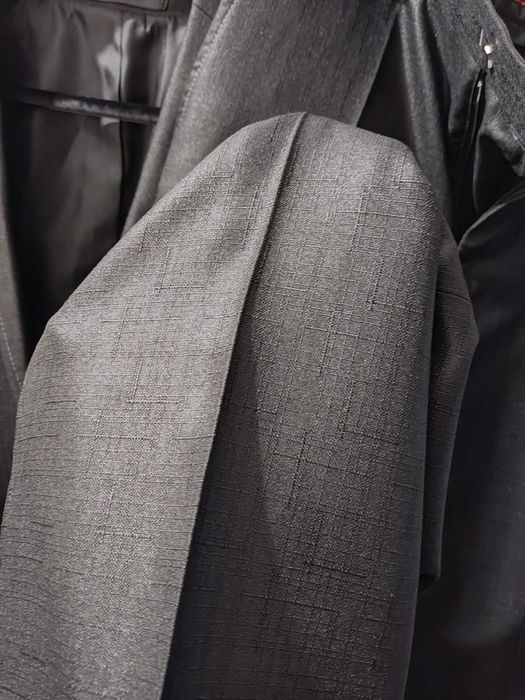 Официален мъжки костюм 40 €. Размер S