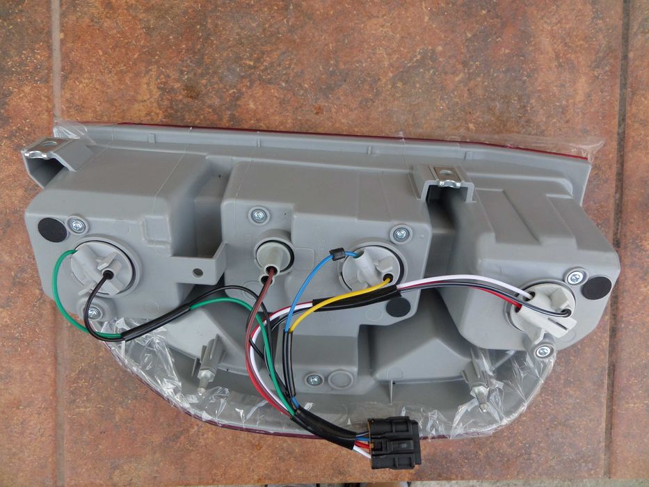 Lampa stop stinga spate Ldv Maxus T60-Ev30 nou in cutie