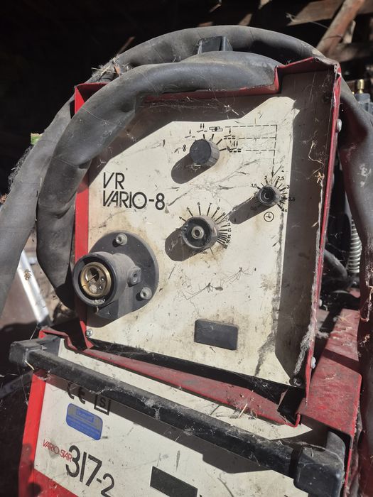 Fronius Vario Star 317-2 телоподавка заварачен апарат