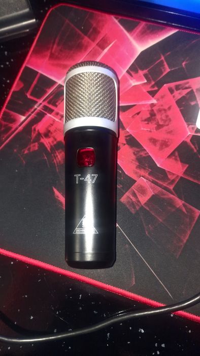 Microfon studio Behringer T 47