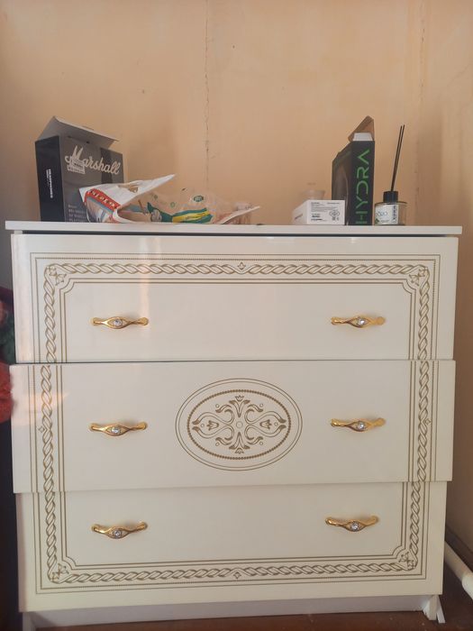 Шкафы тумбы стеллаж