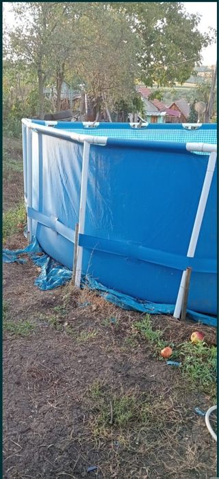 Piscină curte 6 x 1.6 metri