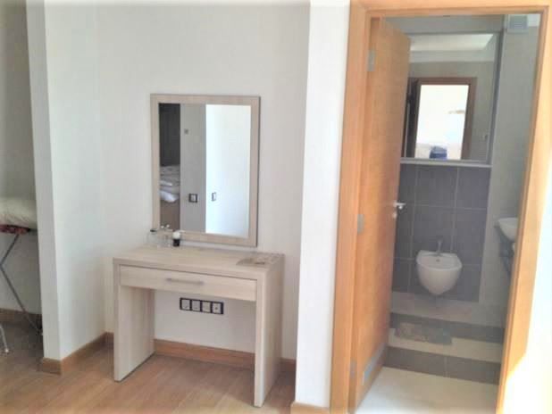 Дава се под наем Двустаен апартамент в София, Студентски град - 70 кв.м за 499 € - Снимка #6