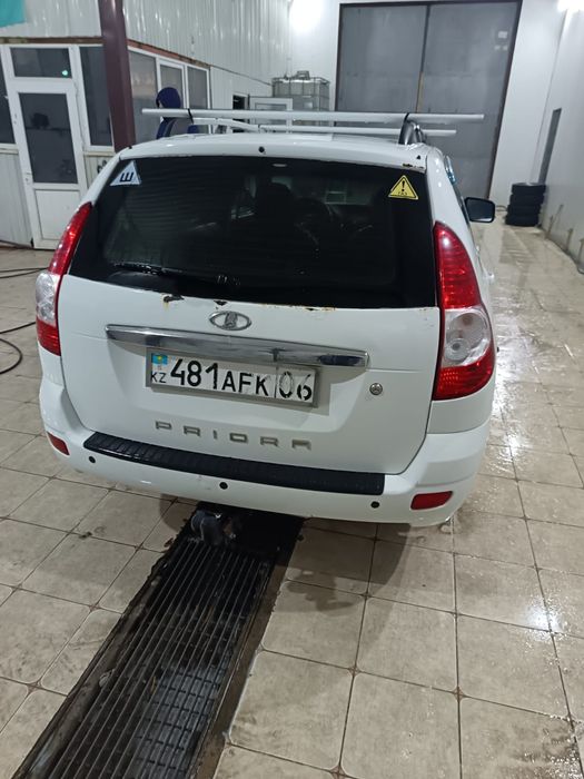 Приора универсал 2013