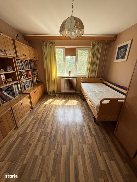 Vând apartament 3 camere, 74 mp + 2 balcoane, Mănăștur, etaj 6