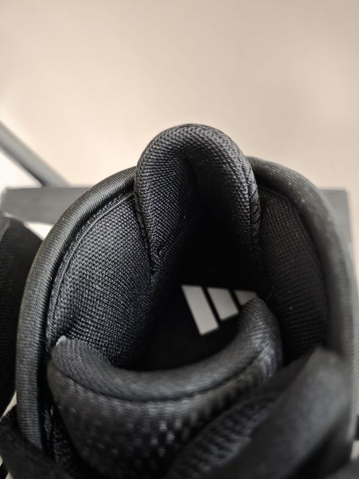 Маратонки Адидас