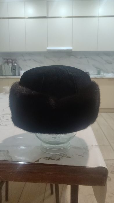 Продам норковую шапку.