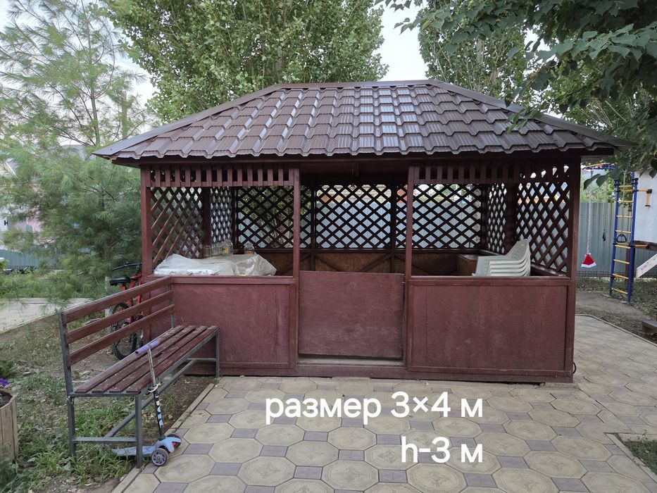 Деревянная беседка