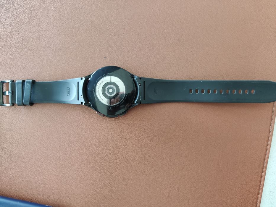 Часы Samsung galaxy watch 4 classic
