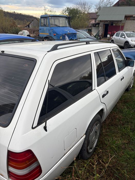 MERCEDES-BENZ E-Class 1994 — imagine 4
