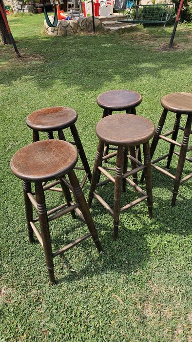 Столове от Масивен ОРЕХ в Перфектно състояние