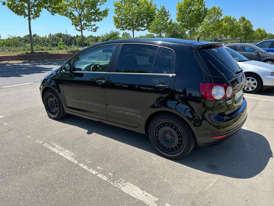 Volkswagen Golf Plus 2007 benzină, 2.857 € — imagine 4