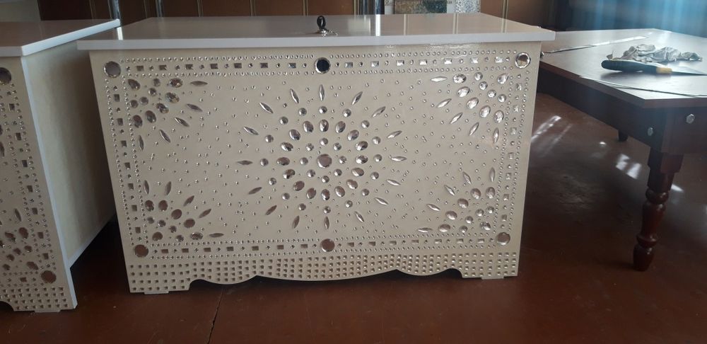 Сандик ручной работы