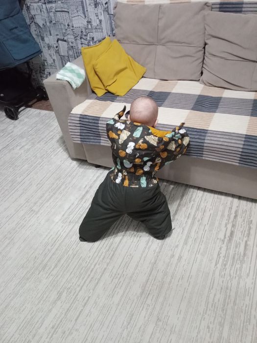 Продам зимний комбинезон